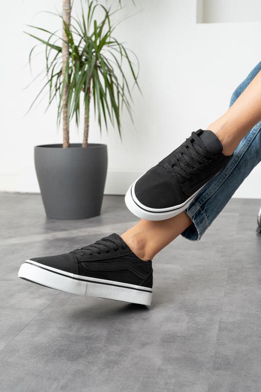 Siyah Siyah (Beyaz Taban) Günlük Unisex (Kadın/Erkek) Sneaker